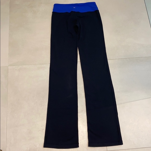 Lululemon Yoga Pants - Picture 4 of 5